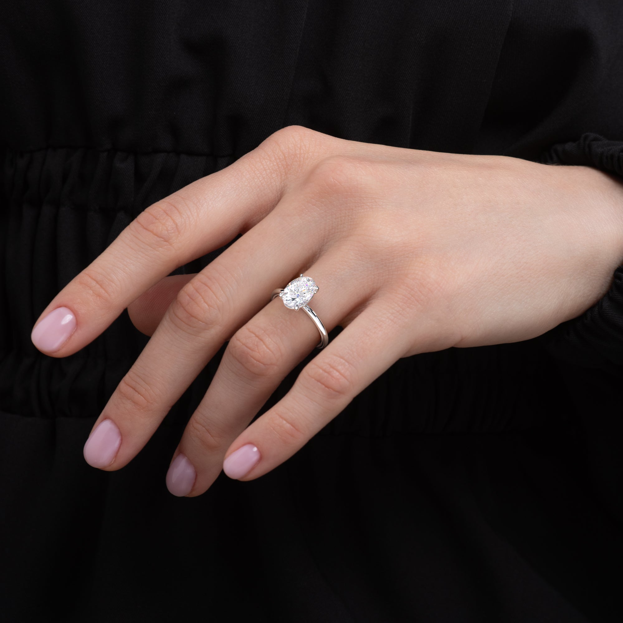 What Wedding Band Goes with an Oval Engagement Ring?