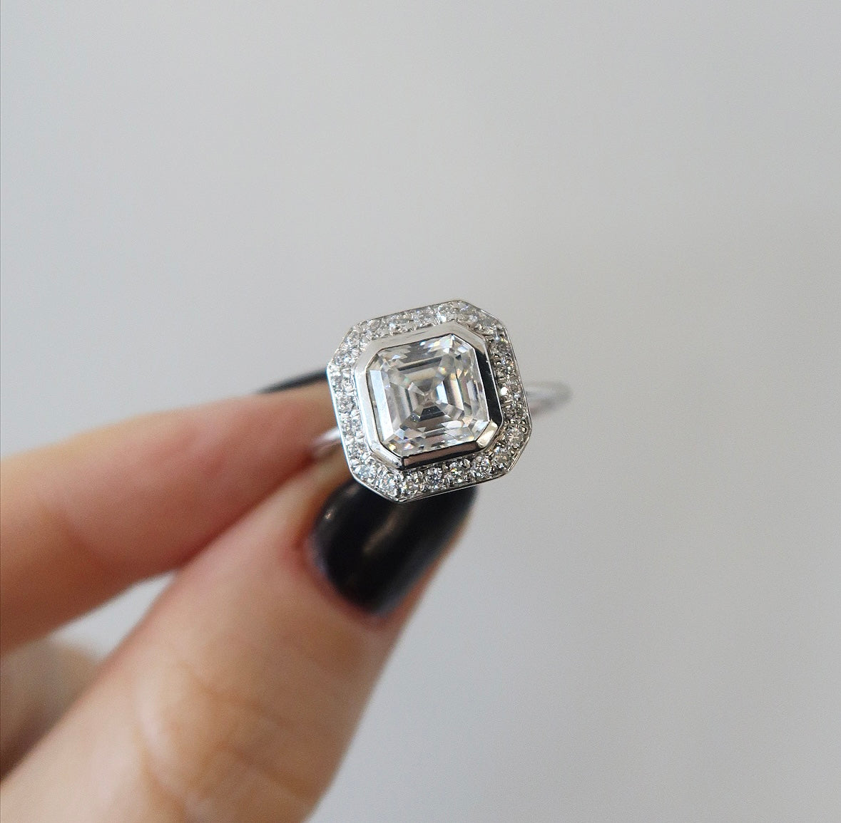 READY: Ascher Bezel Engagement Ring