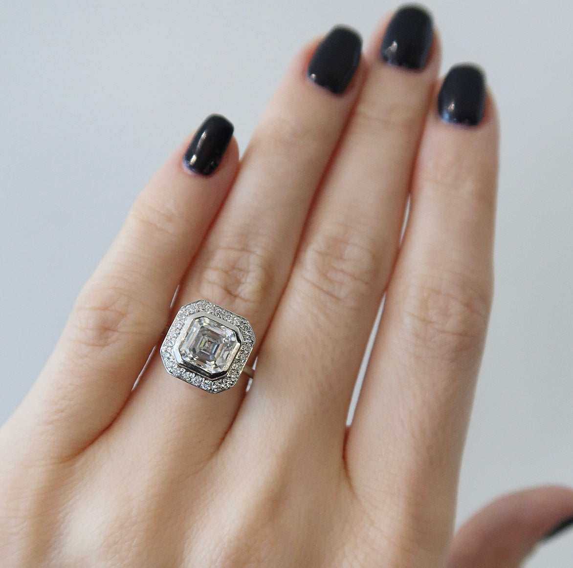 READY: Ascher Bezel Engagement Ring