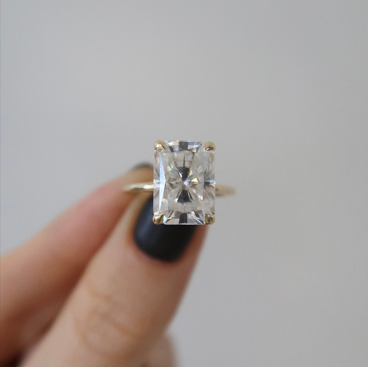 READY: 4.0 CT Radiant Cut Moissanite Engagement Ring