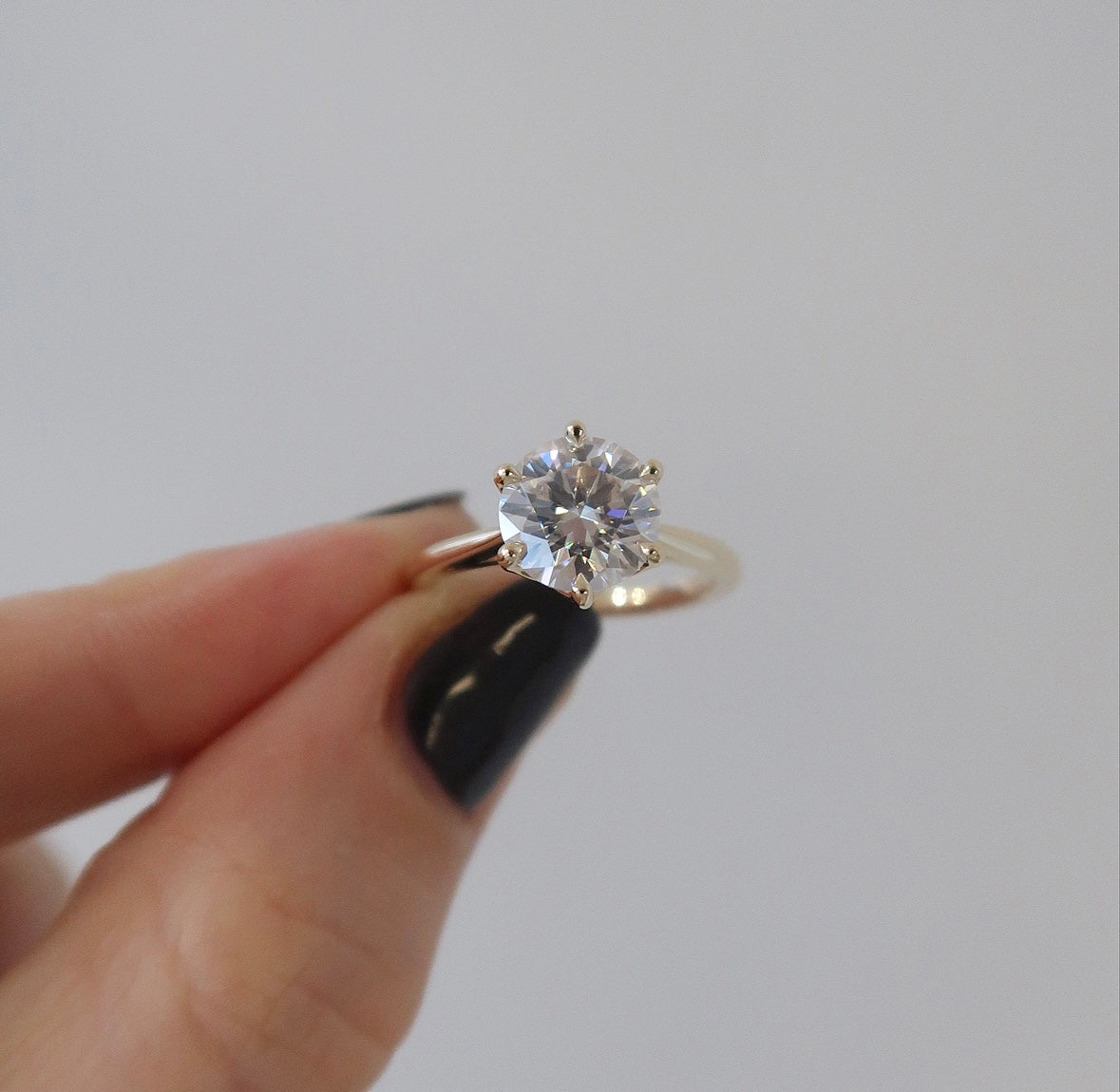 READY: 2 ct Round Petal Moissanite Engagement Ring