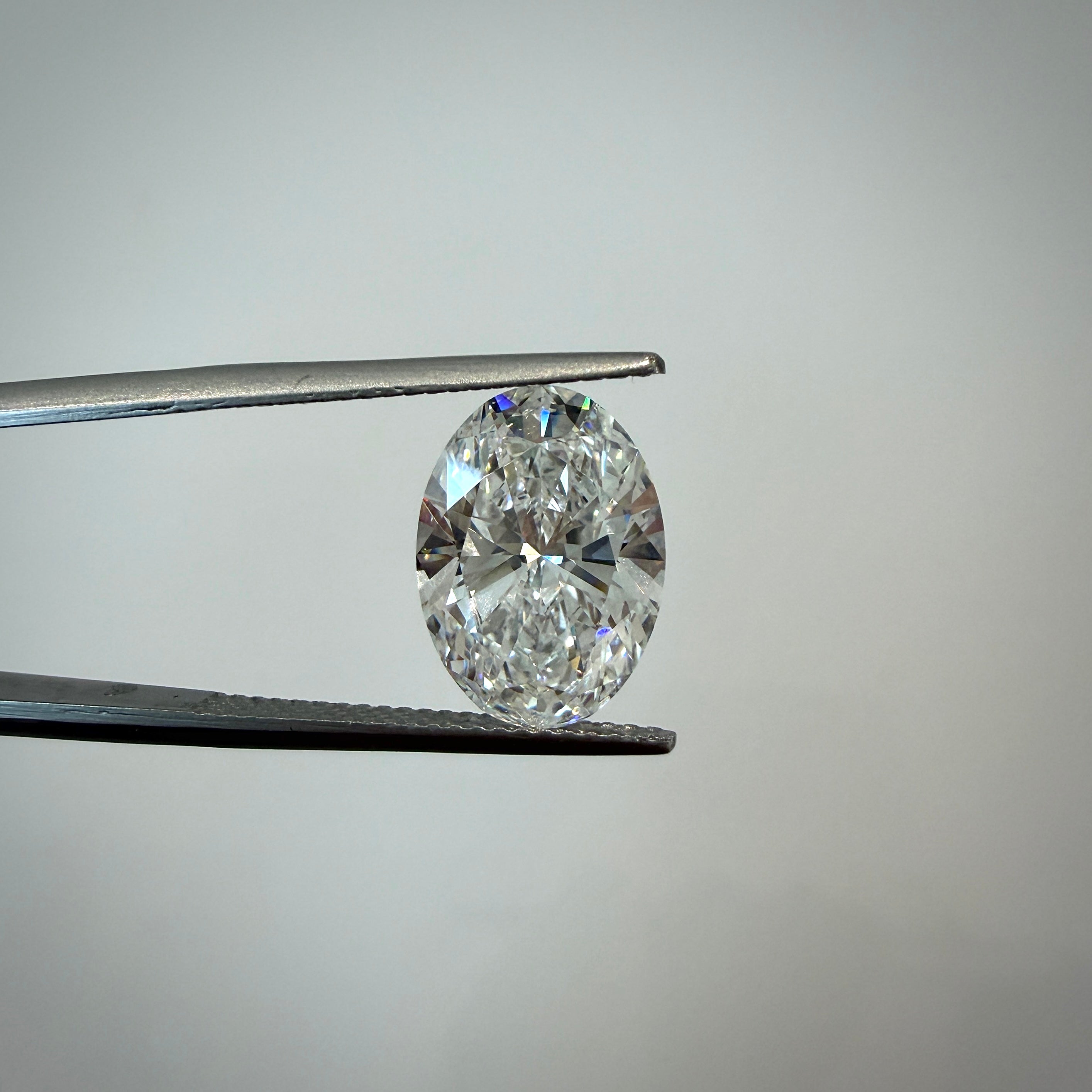 Lab Diamond - Oval 4.20 ct E VS1