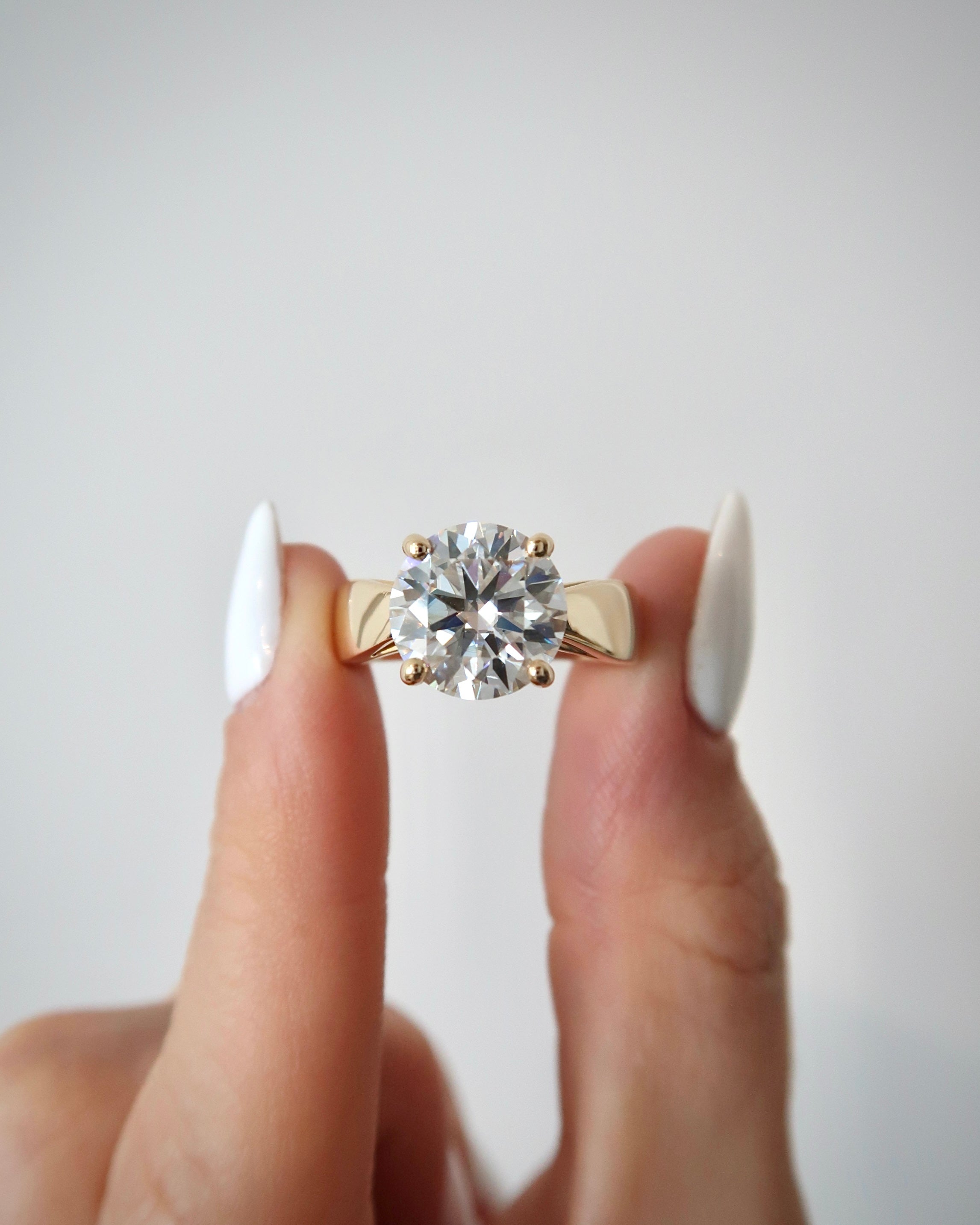 READY: 4 ct Round Pheobe Wide Band Engagement Ring