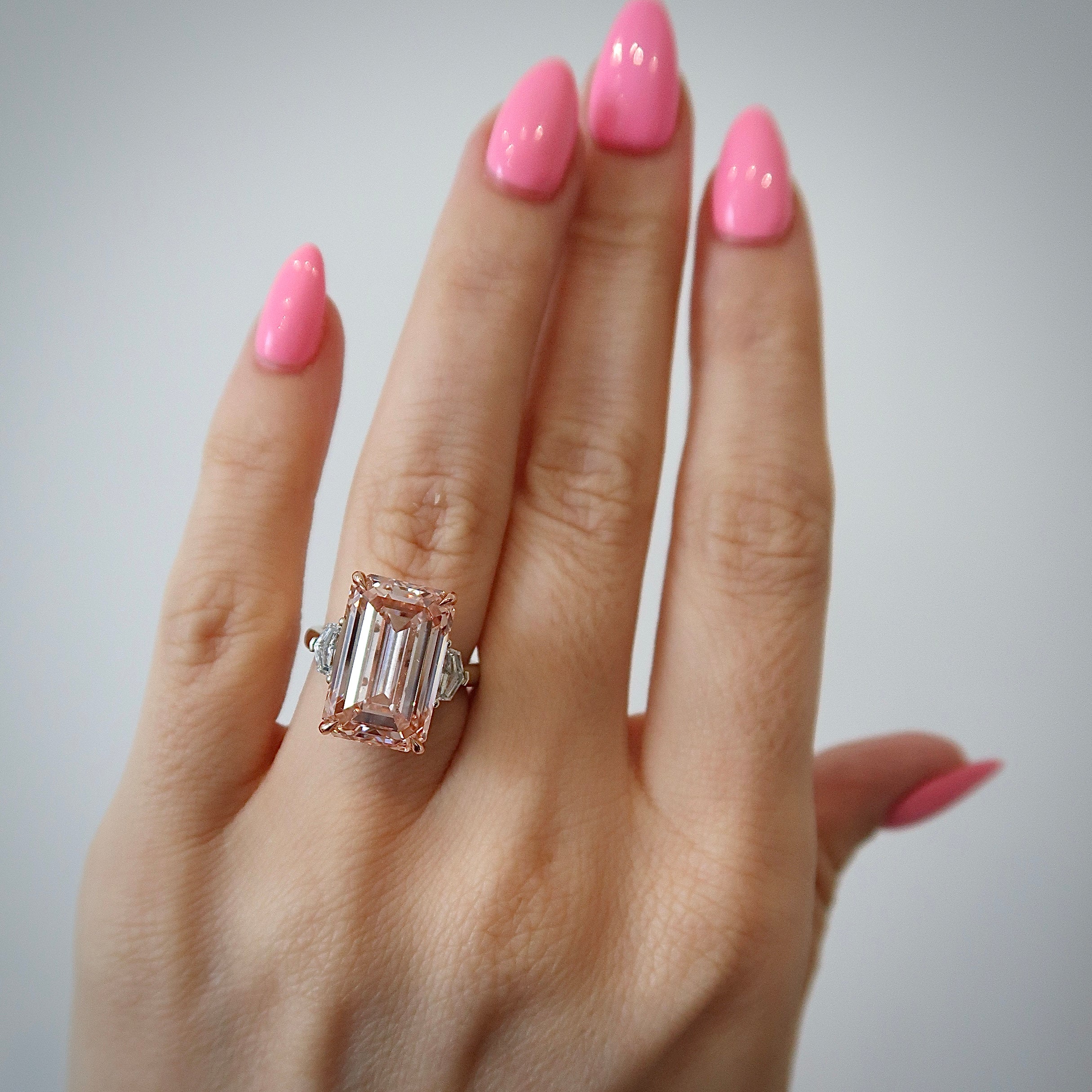 Lab Diamond Ring - Light Pink Emerald 10.01 ct VS2