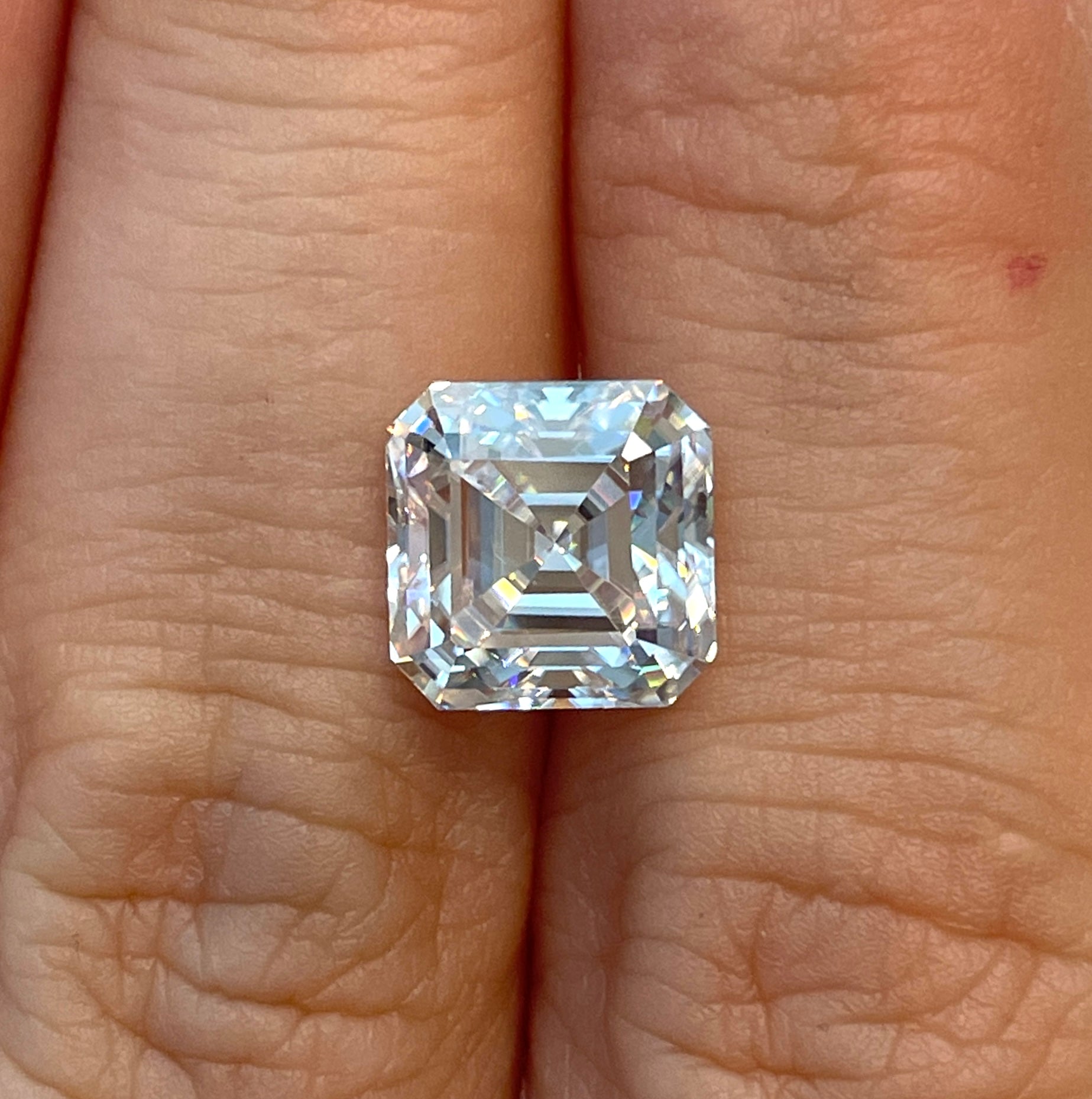 SHEER BRILLIANCE ™ - Asscher Cut