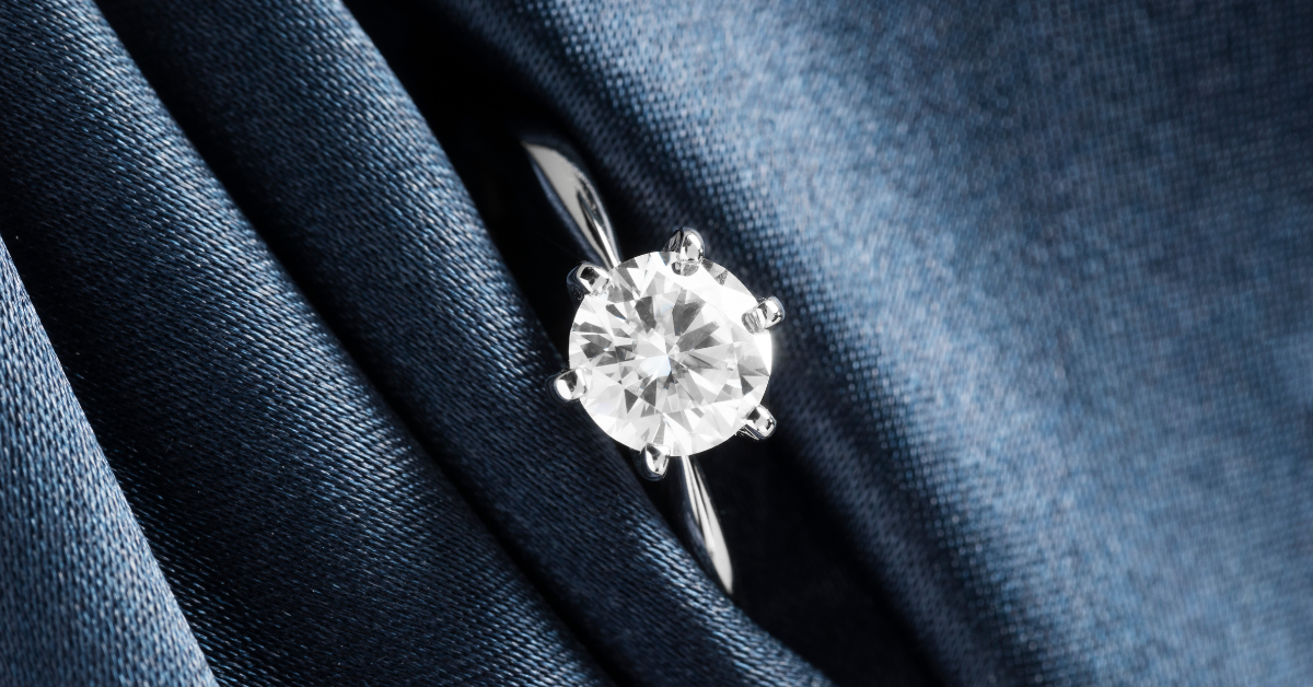 what is a moissanite engagement ring
