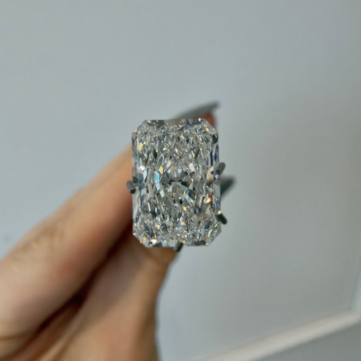 Lab Diamond - Radiant 2.08 ct E  VS2