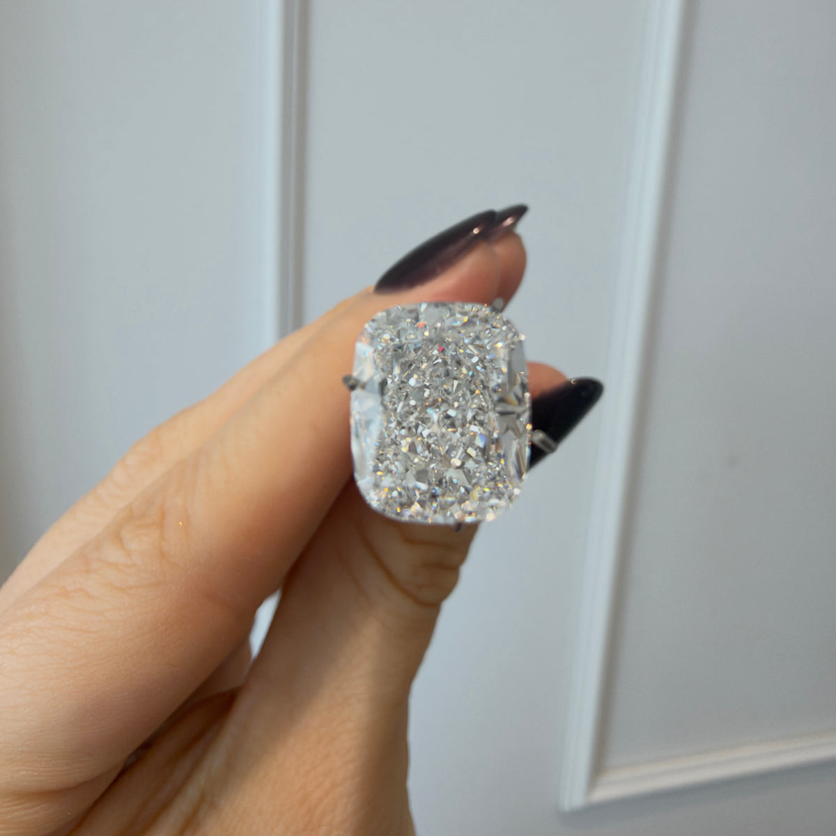 Lab Diamond - Elongated Cushion 4.01 ct E VS1