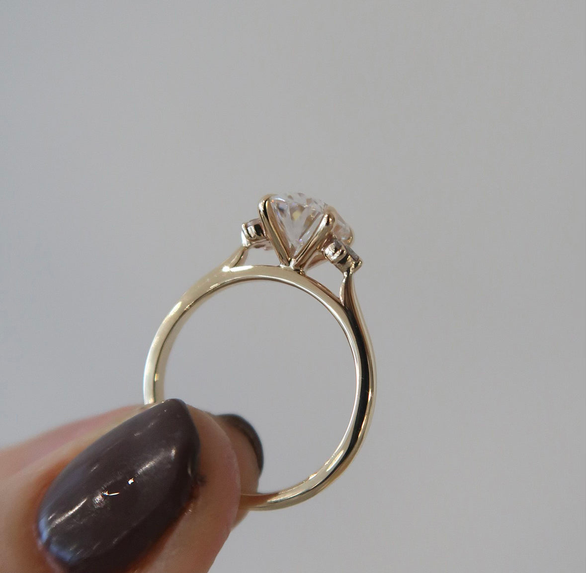 READY: 2.5 ct Oval Psykhe Engagement Ring