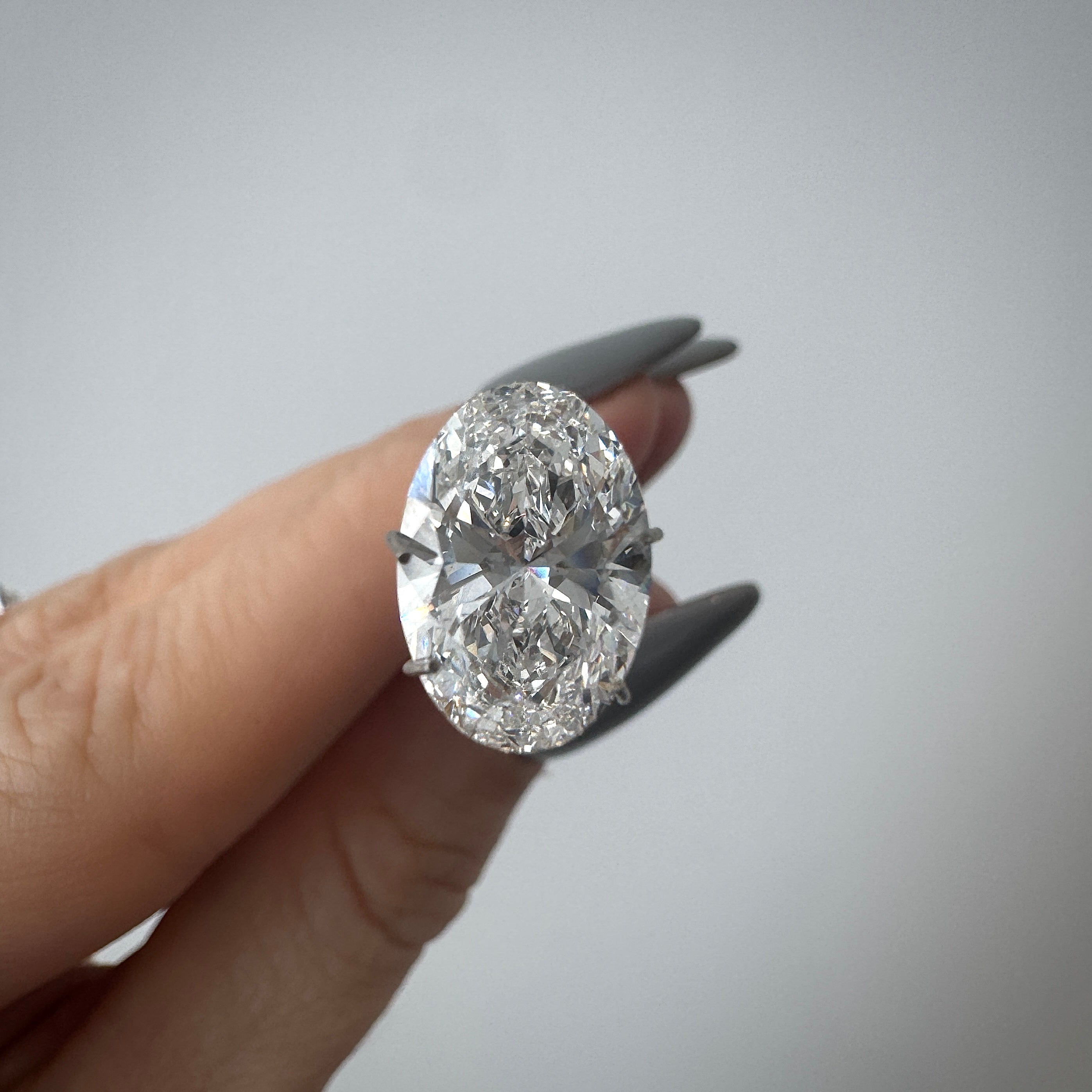 Lab Diamond - Oval 3.26 ct E VS2