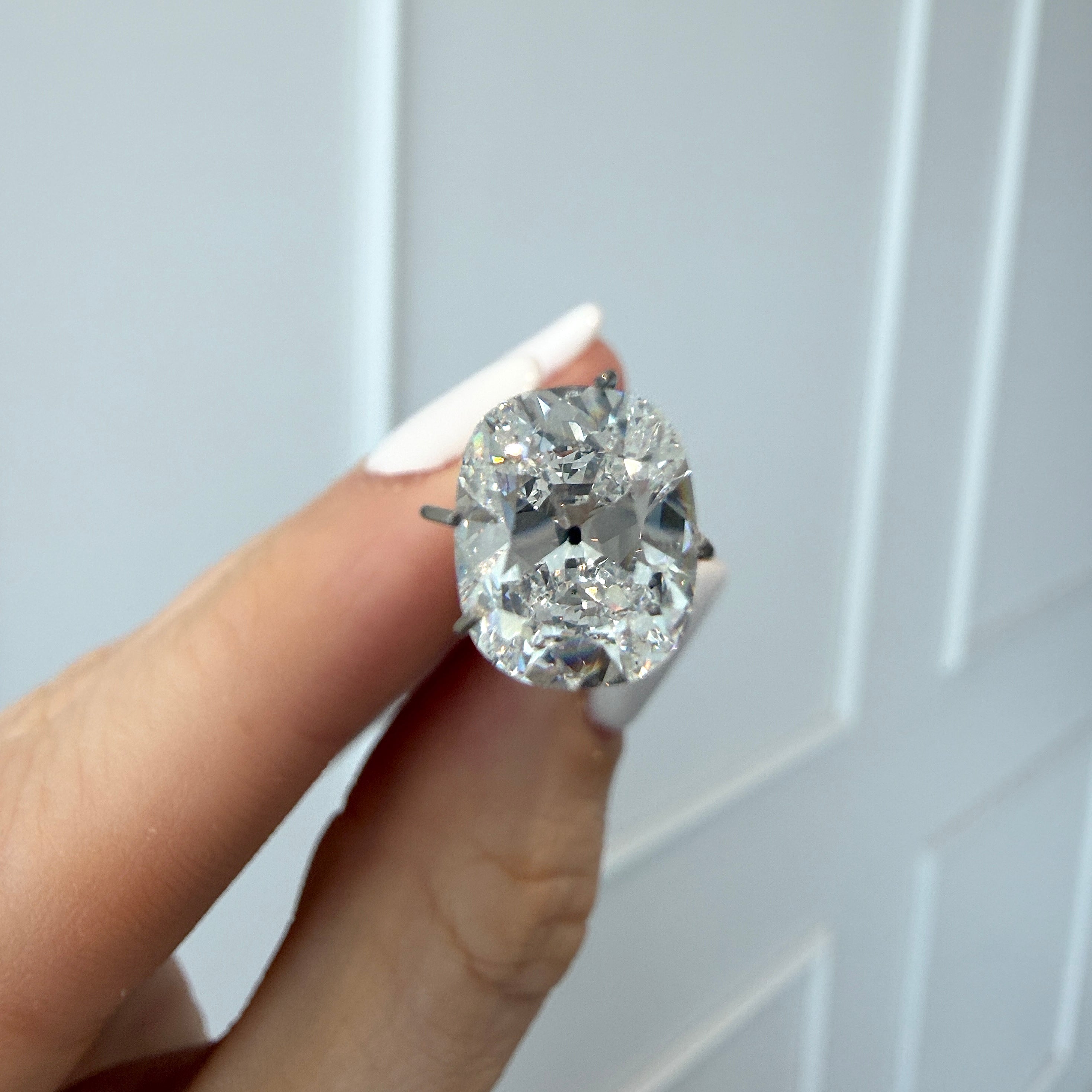 Lab Diamond - Antique (OMC) Cushion 2.35 ct E VS2