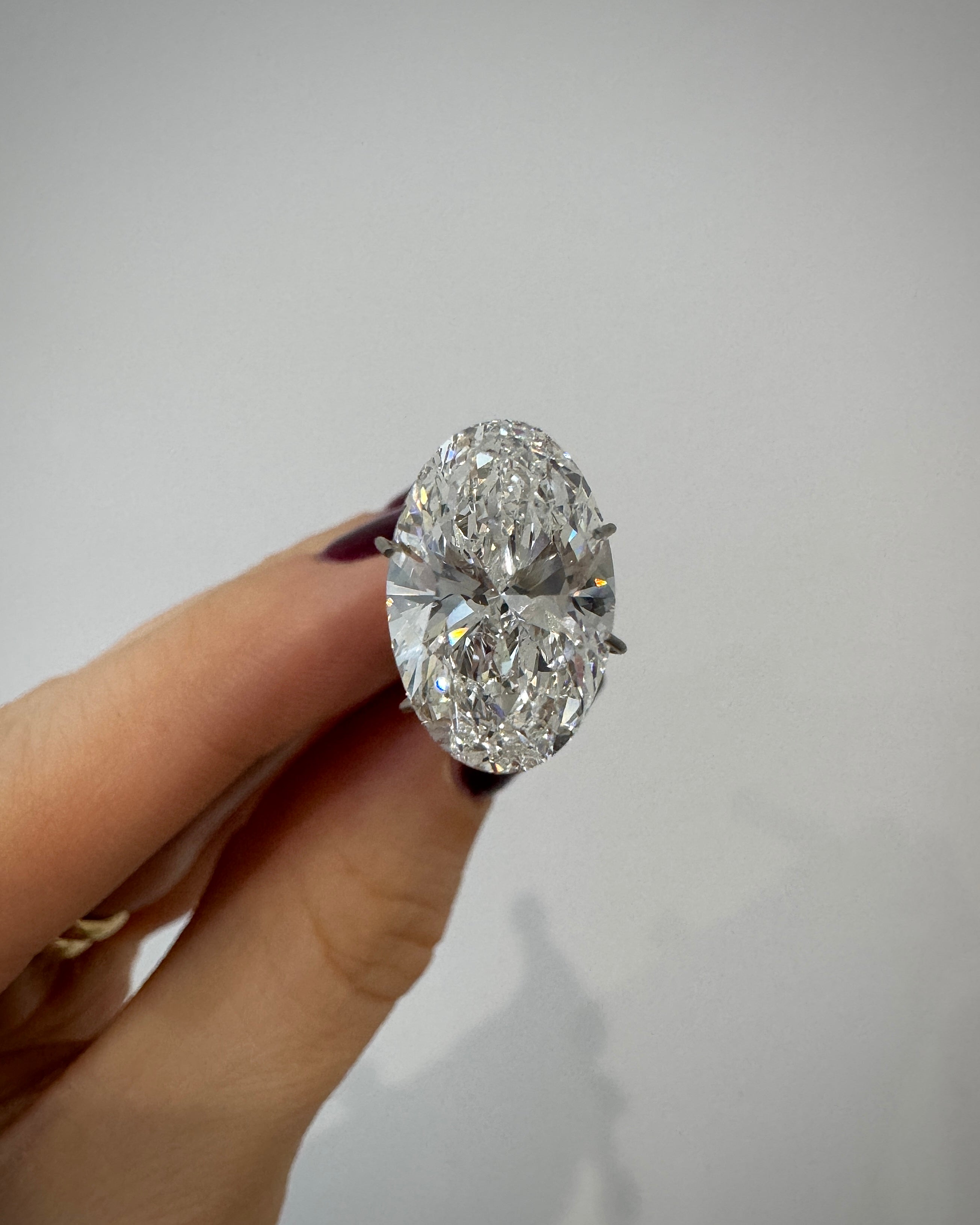 Lab Diamond - Oval Cut 4.92 ct F VS2