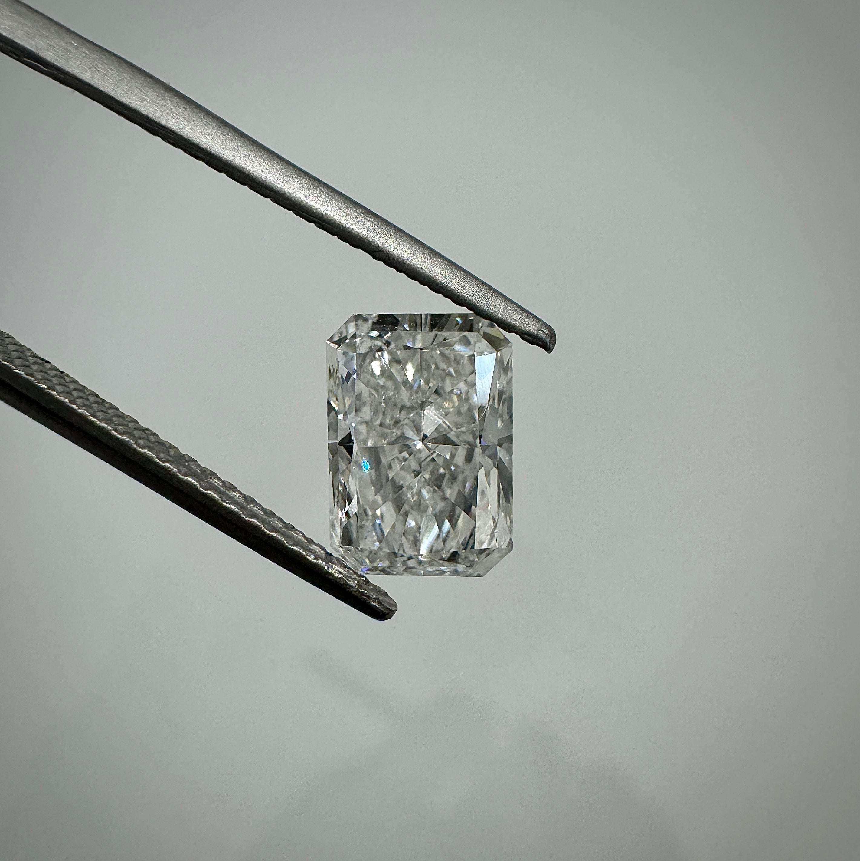 Lab Diamond - Radiant 2.08 ct F VS1