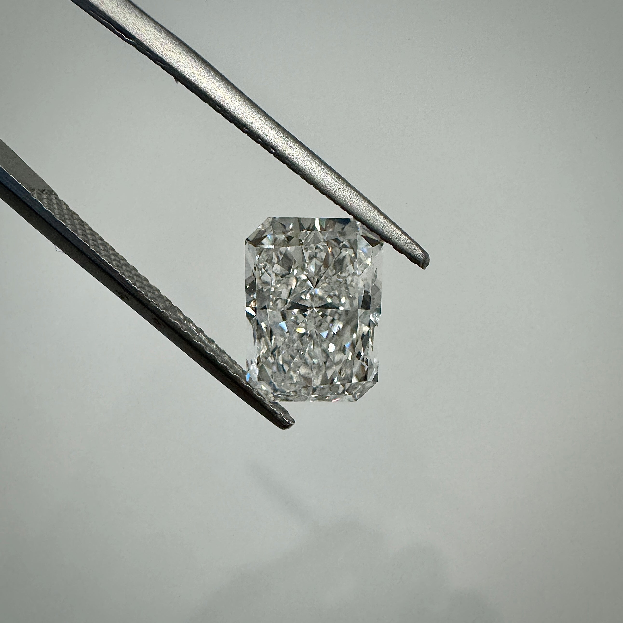 Lab Diamond - Radiant 2.73 ct E VS1