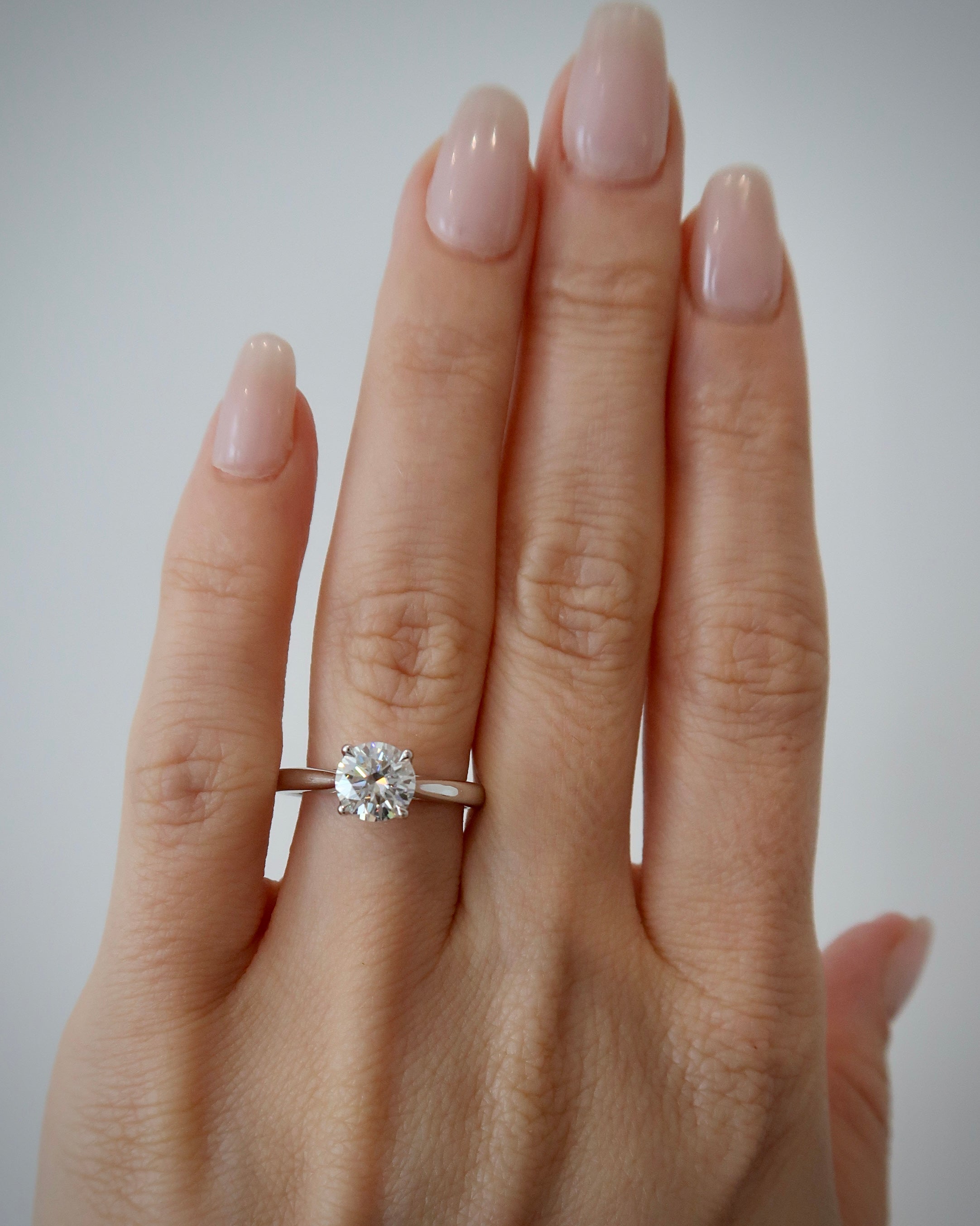 READY: 1 ct Round Cut Engagement Ring