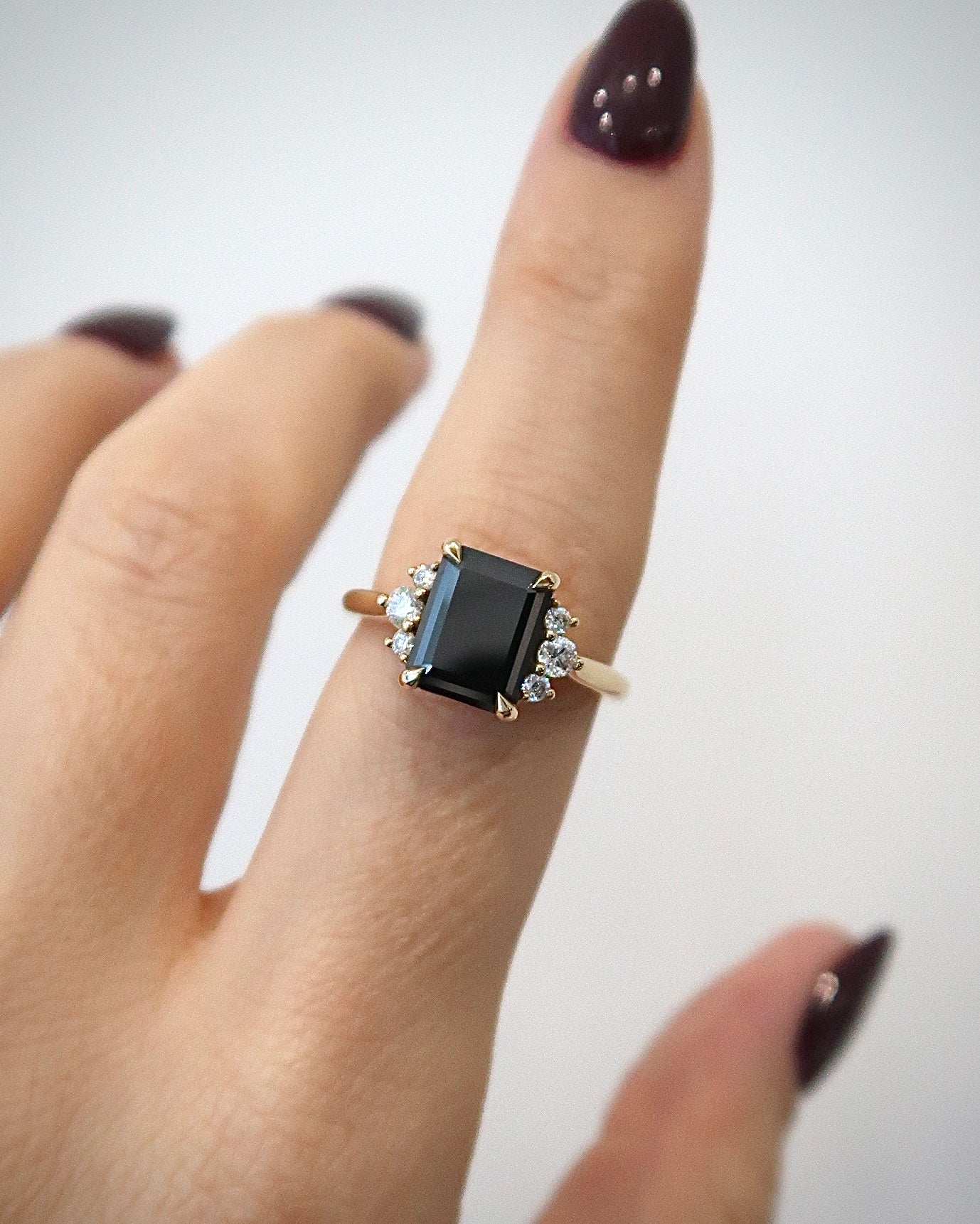 READY: Black Moissanite - Radiant Cut Psyhke