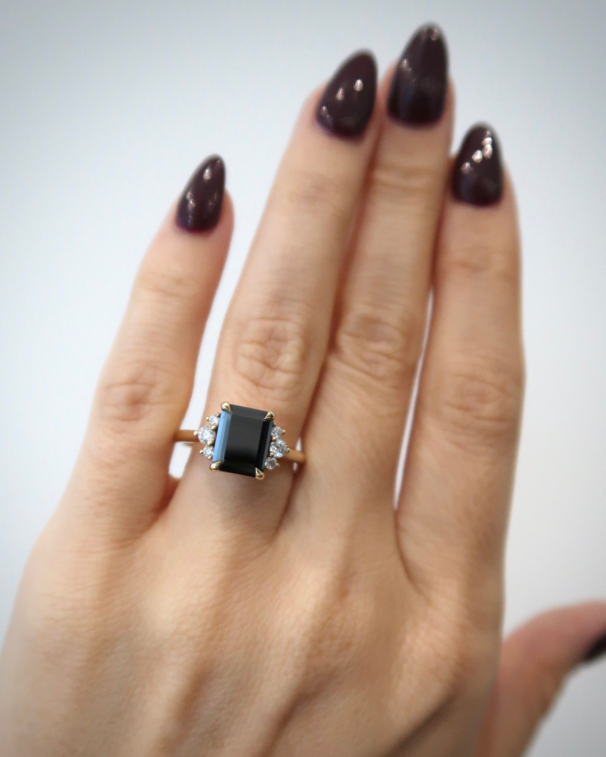 READY: Black Moissanite - Radiant Cut Psyhke