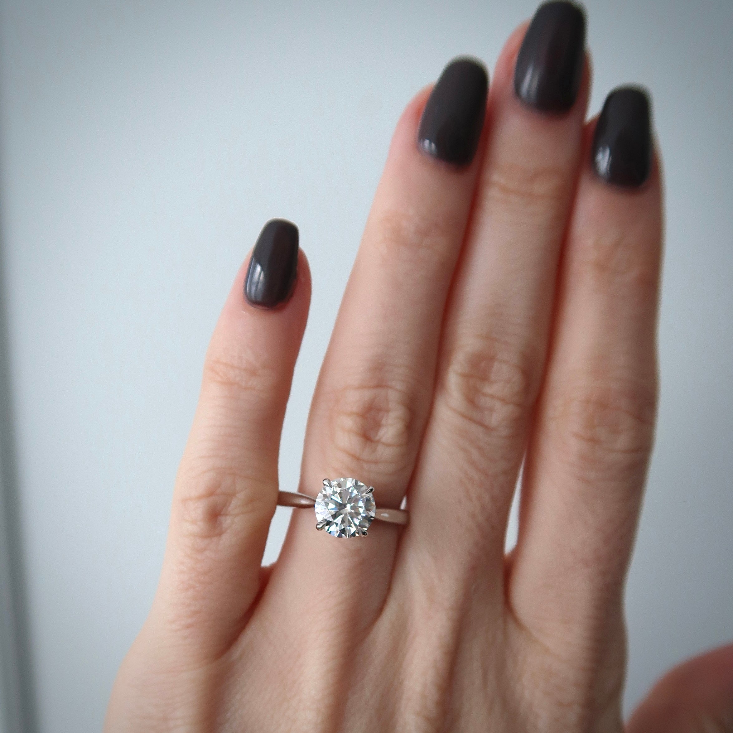 READY: 1.5 ct Round Cut Hera Ring