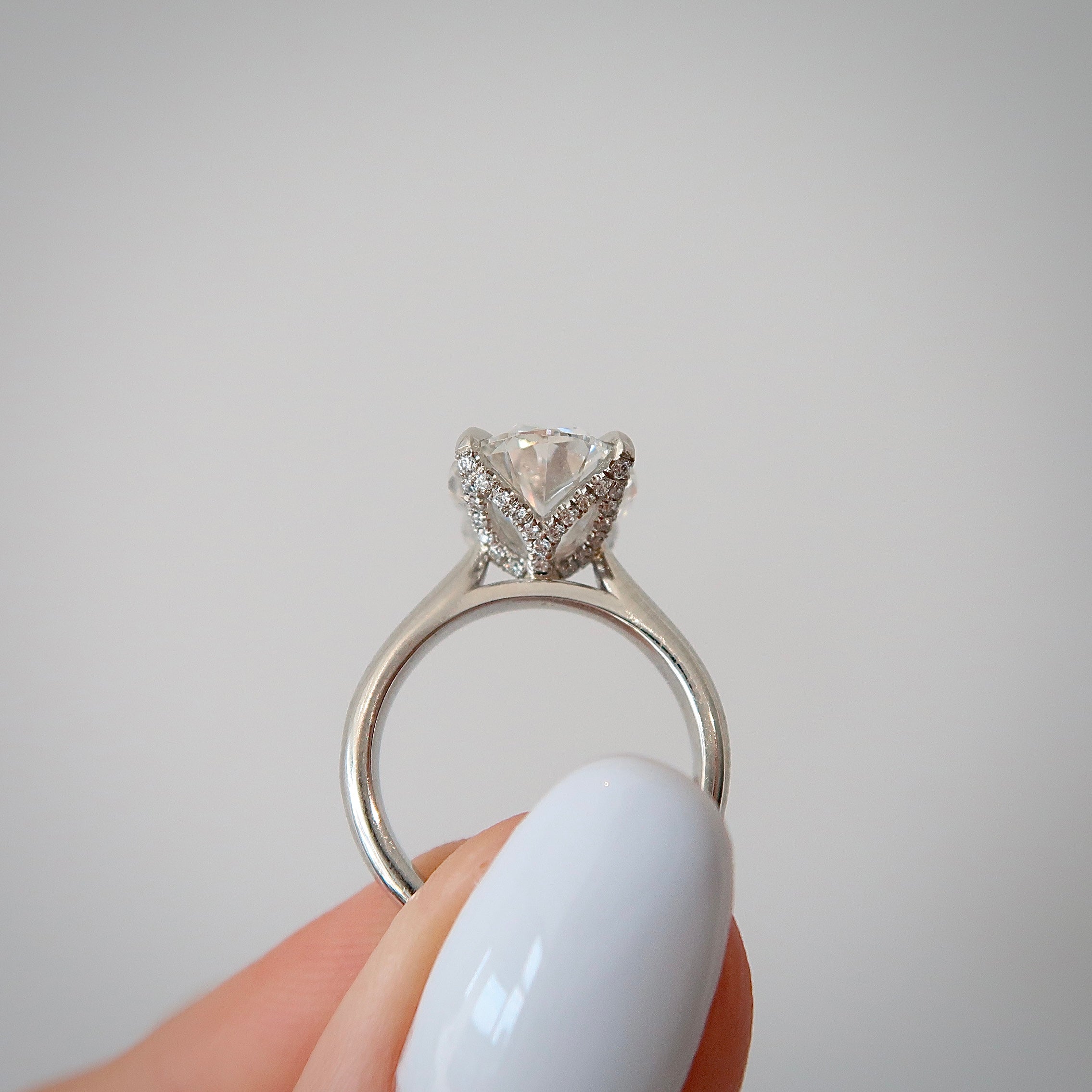 Lab Diamond Solitaire - Oval 5.03 ct F VS1