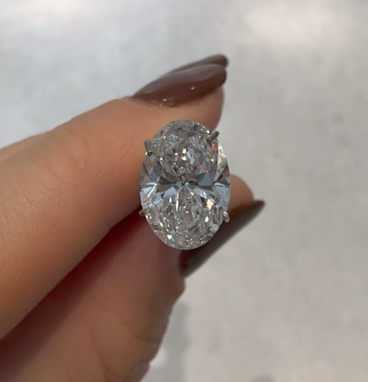 Lab Diamond - Oval Cut 2.22 E VS1